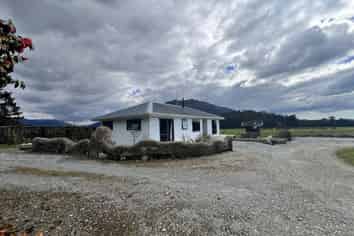 1566 Lake Brunner Road, Inchbonnie