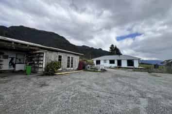 1566 Lake Brunner Road, Inchbonnie