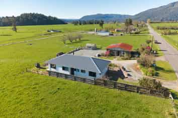 1566 Lake Brunner Road, Inchbonnie