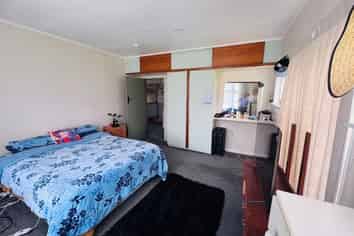 Manawatu / Whanganui - Address withheld