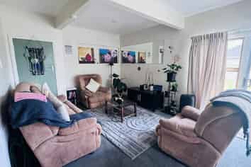Manawatu / Whanganui - Address withheld