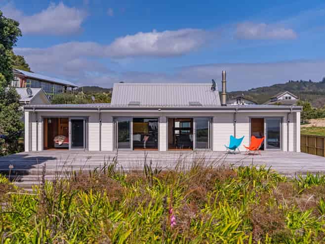 324 and 32 Tangiora Avenue, Whangapoua