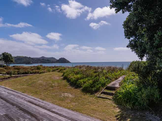 324 and 32 Tangiora Avenue, Whangapoua