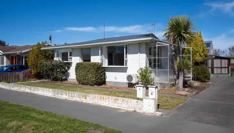 6 De Bloge Place, Burwood