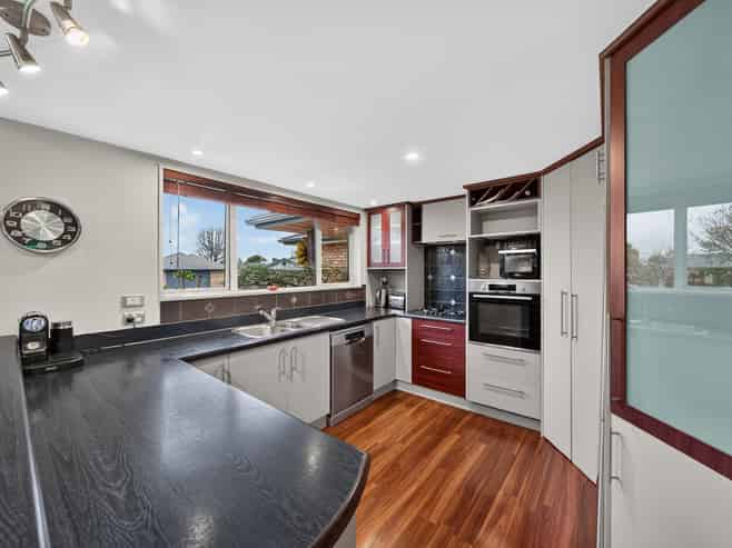 25 Paget Drive, Woodend