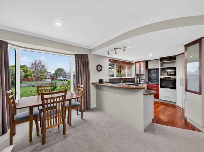 25 Paget Drive, Woodend