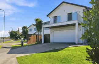 253 Alec Craig Way, Gulf Harbour
