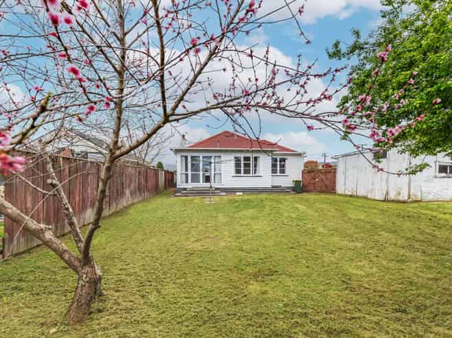33 Bowen Street, Levin