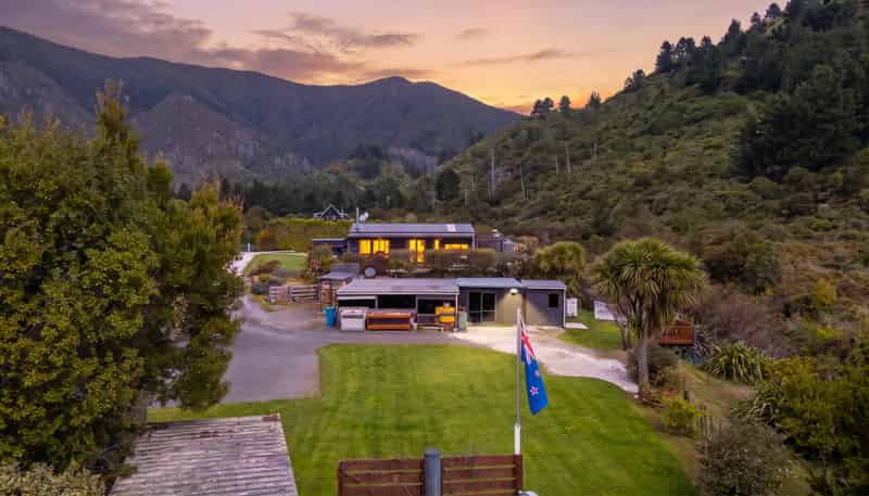 102 Boons Valley Road Waikawa, Picton