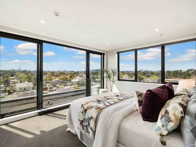303/9 Walmer Road, Point Chevalier