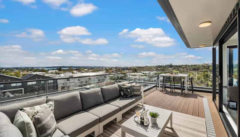 303/9 Walmer Road, Point Chevalier