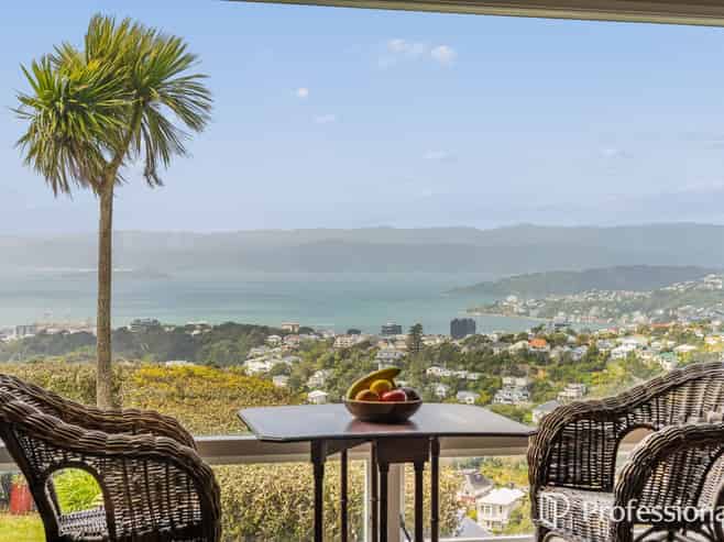 63 Messines Road, Karori