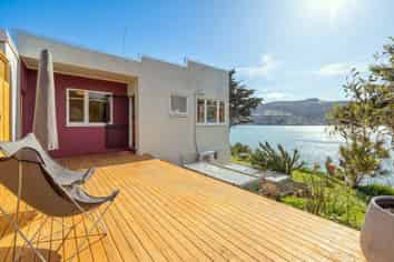 7 Raynbird Street, Company Bay
