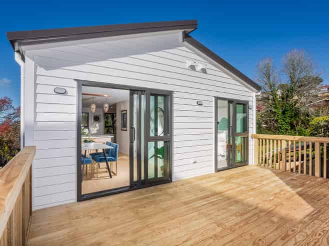81A Ayton Drive, Totara Vale
