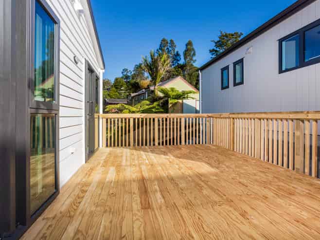 81A Ayton Drive, Totara Vale