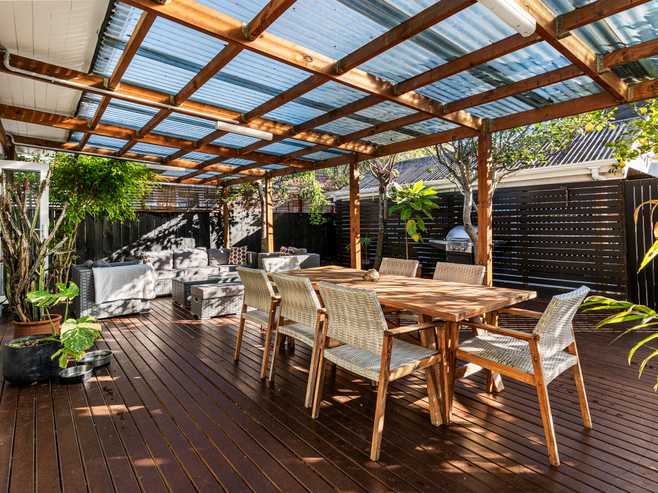 12 Sutherland Road, Mount Albert