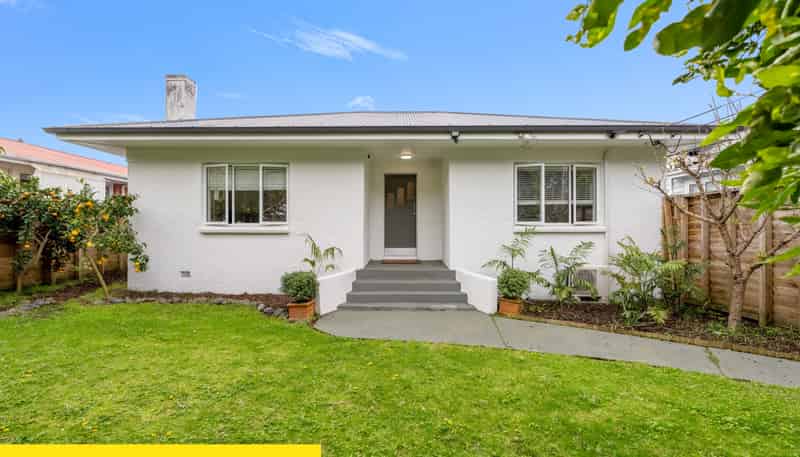 12 Sutherland Road, Mount Albert