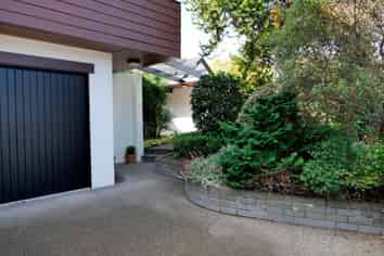 10 Edgewater St, Waikanae