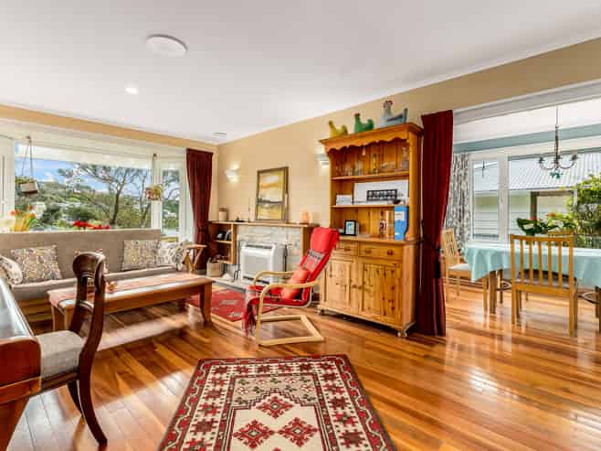 12 Robert Street, Newlands