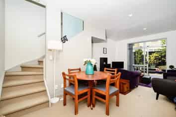 21 Albionvale Road, Glen Eden