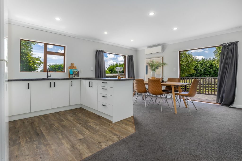 Country Charm, Space & Serenity – Lifestyle Living Just Minutes from Levin 5