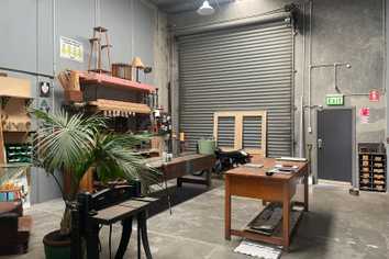High Profile Showroom/Office & Warehouse