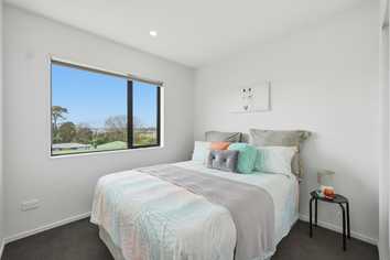16A Valencia Place, Manurewa