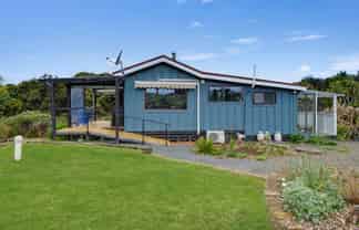 43 Pahi Road, Paparoa