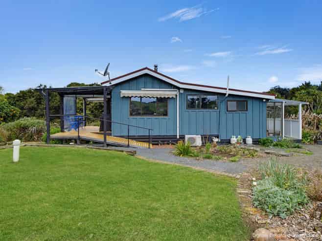 43 Pahi Road, Paparoa
