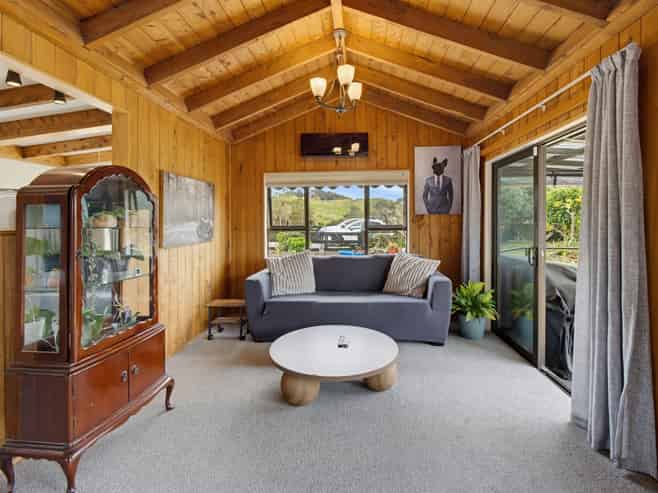 43 Pahi Road, Paparoa