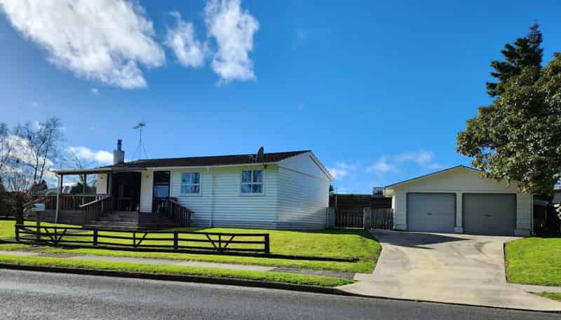 77 Saint Andrews Drive, Tokoroa