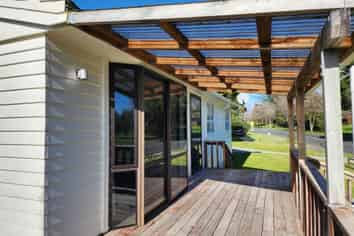 77 Saint Andrews Drive, Tokoroa
