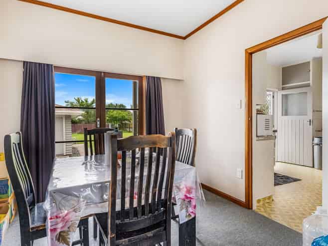 6 Lewis Street, Inner Kaiti