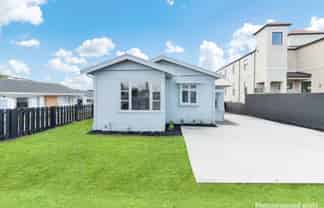 3147 Great North Road, New Lynn