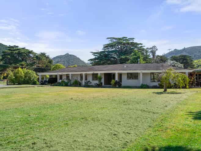 5527 Masterton Castlepoint Road, Masterton