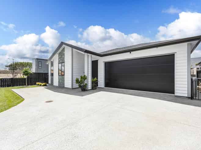 12 Purua Street, Milldale