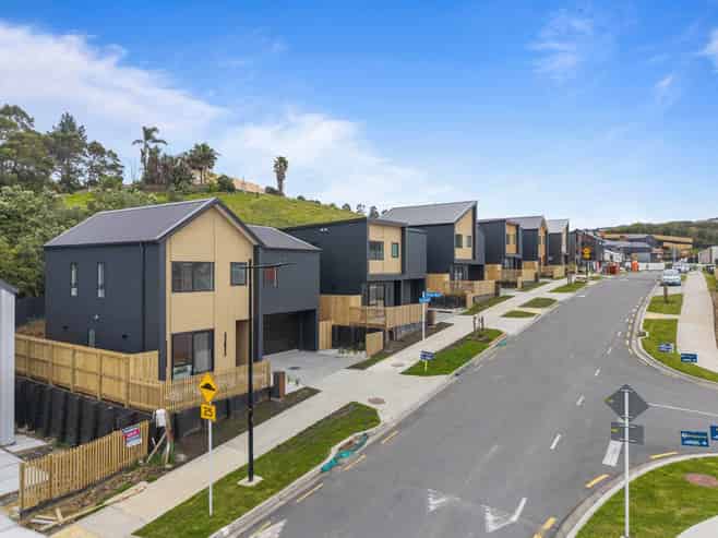 30 Ara Taha Crescent, Orewa