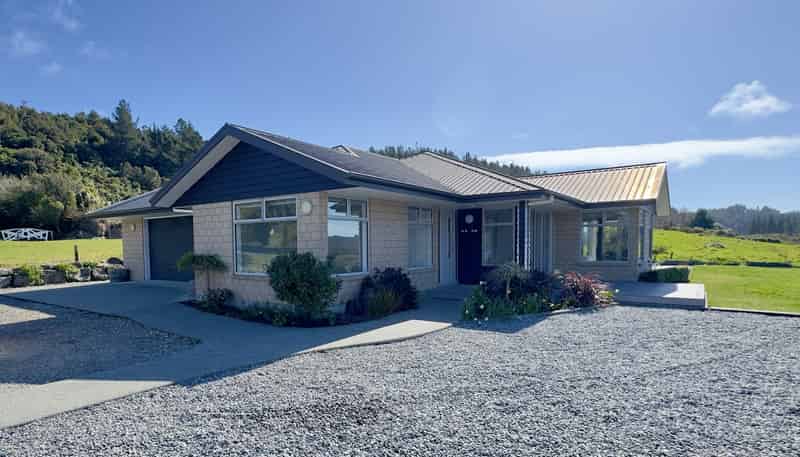 158 Woodstock Rimu Road, Hokitika