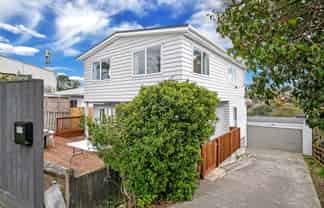 640 Beach Road, Browns Bay