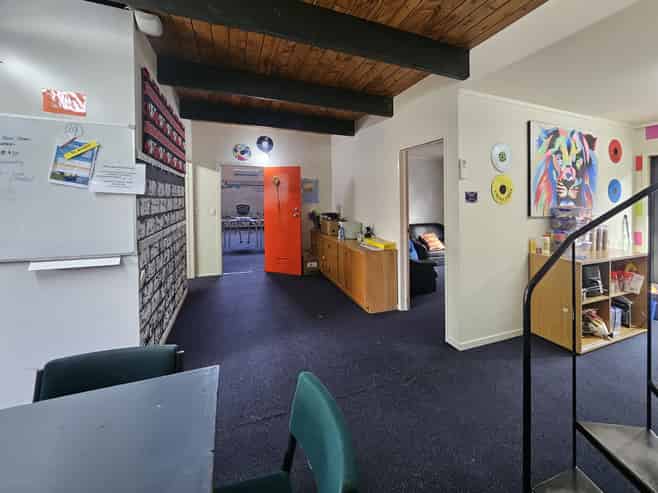 Discreet office, client ready