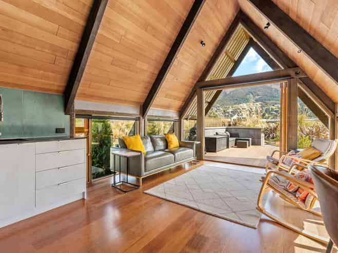 74 Lost Burn Road, Lake Hawea