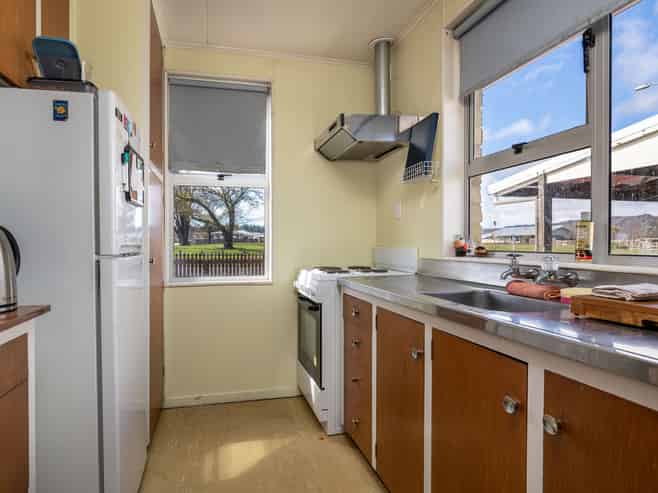 64A & 64B Ashworth Street, Alexandra