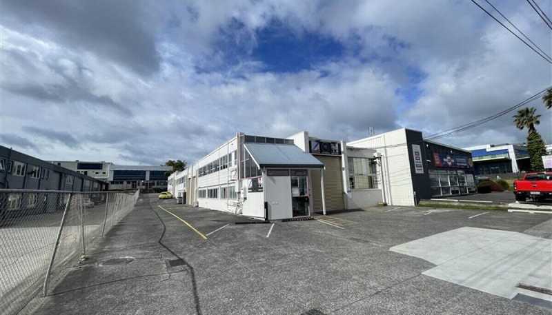 1/32 Hillside Road, Wairau Valley