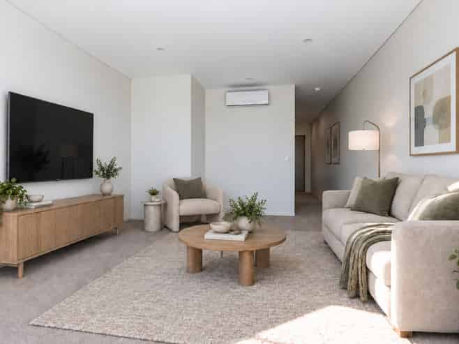 5 Wharetana Crescent, New Lynn