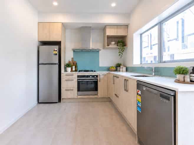 5 Wharetana Crescent, New Lynn