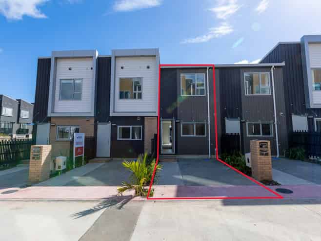 5 Wharetana Crescent, New Lynn