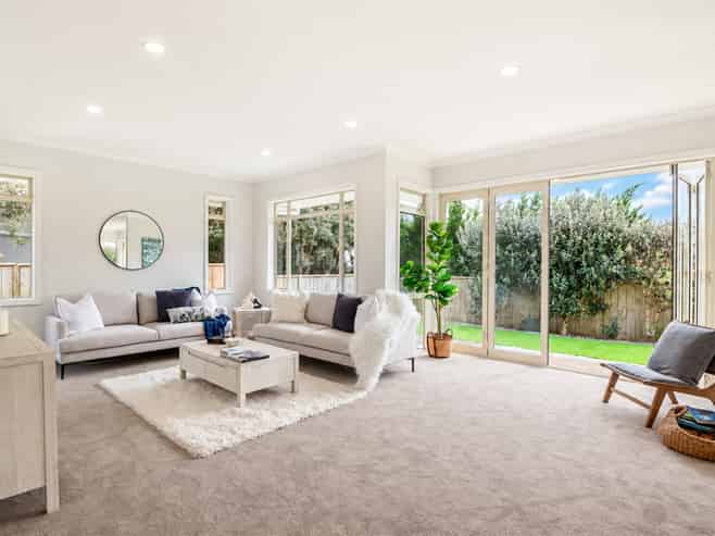 37 English Oak Drive, Schnapper Rock