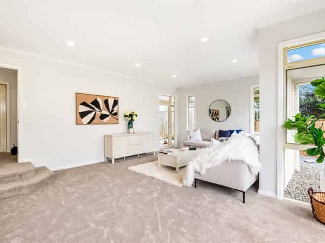 37 English Oak Drive, Schnapper Rock