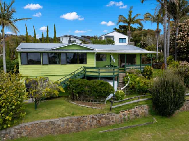 53 Stratford Drive, CABLE BAY