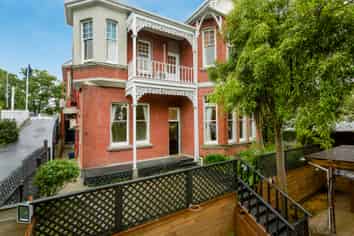 2/56 Tennyson Street, Dunedin Central